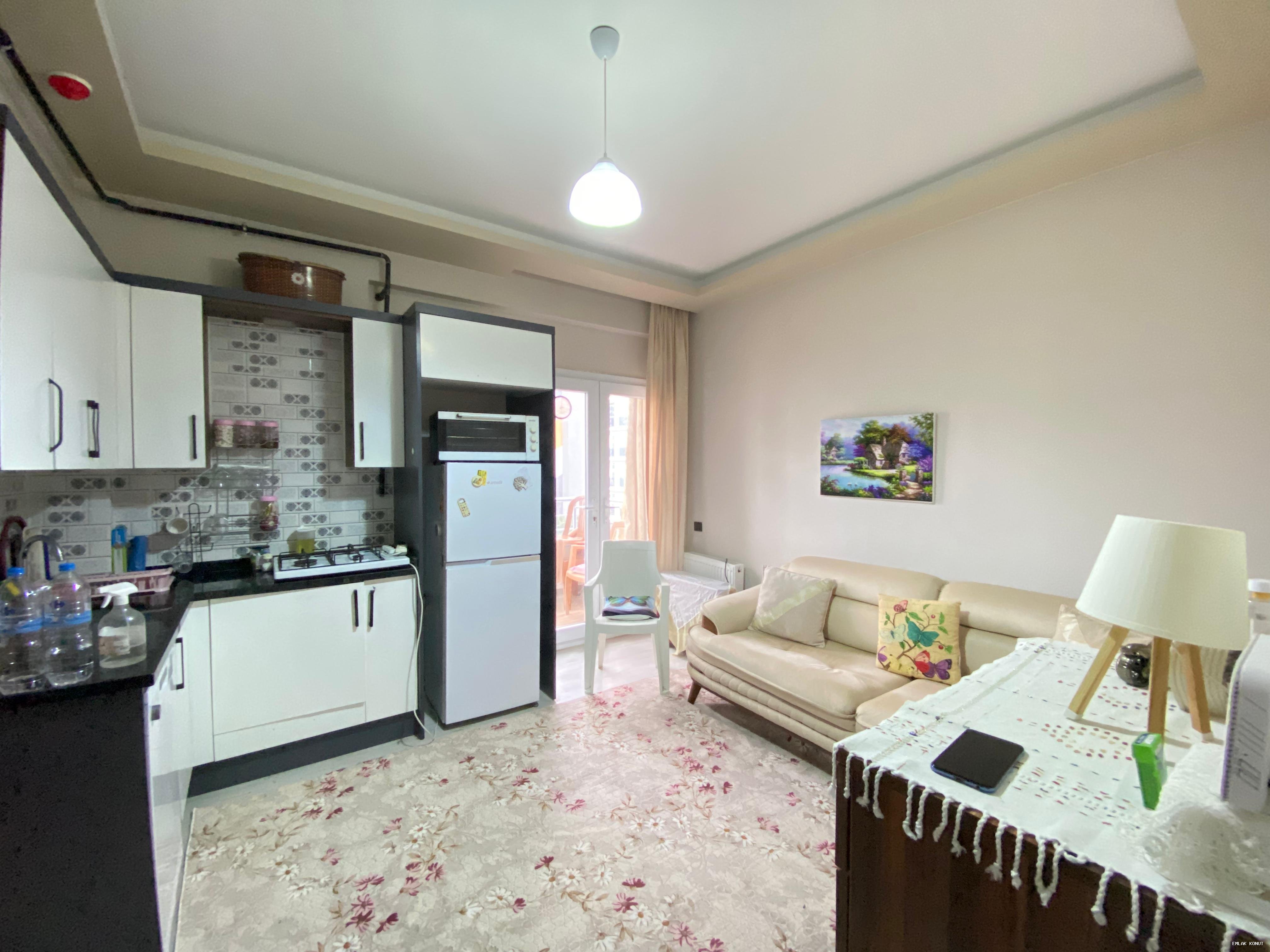 SİTE İÇİ, BALKONLU,DENİZE YAKIN 1+1