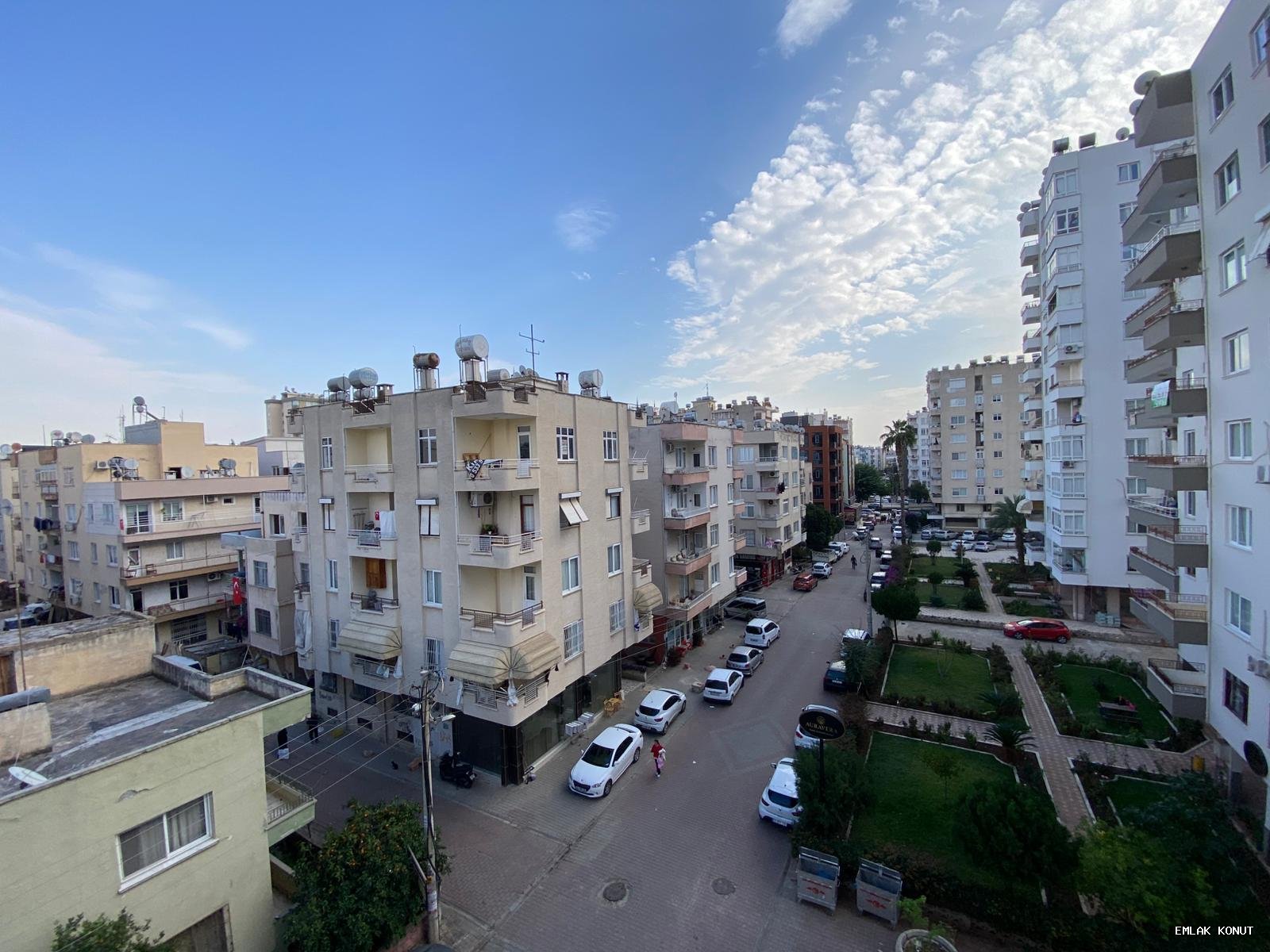 KREDİ SINIRI OLMAYAN, GMK YAKINI, SİTE İÇİ 3+1