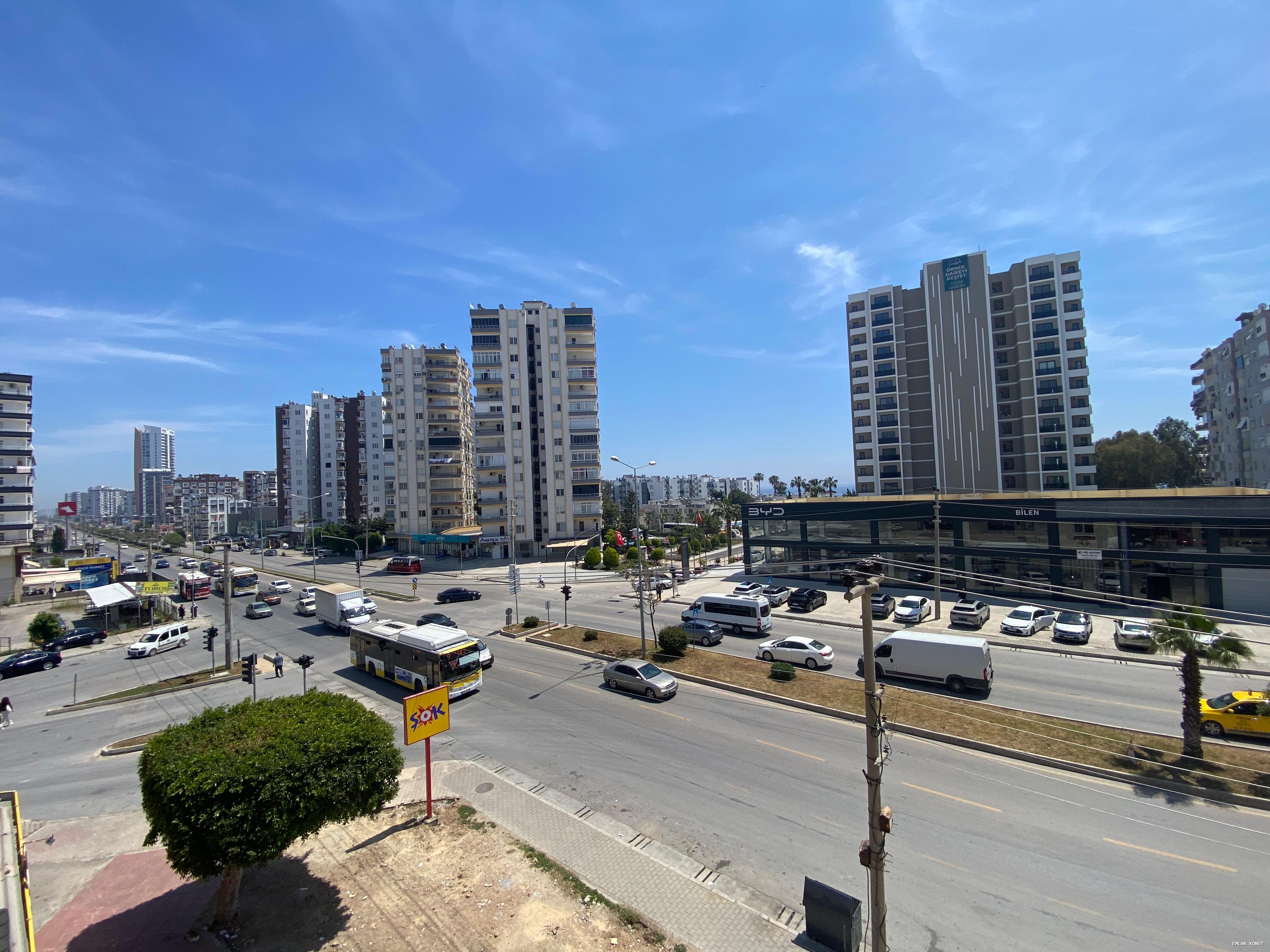 GMK ÜZERİ İÇİ FULL YAPILI EXTRALI 3+1