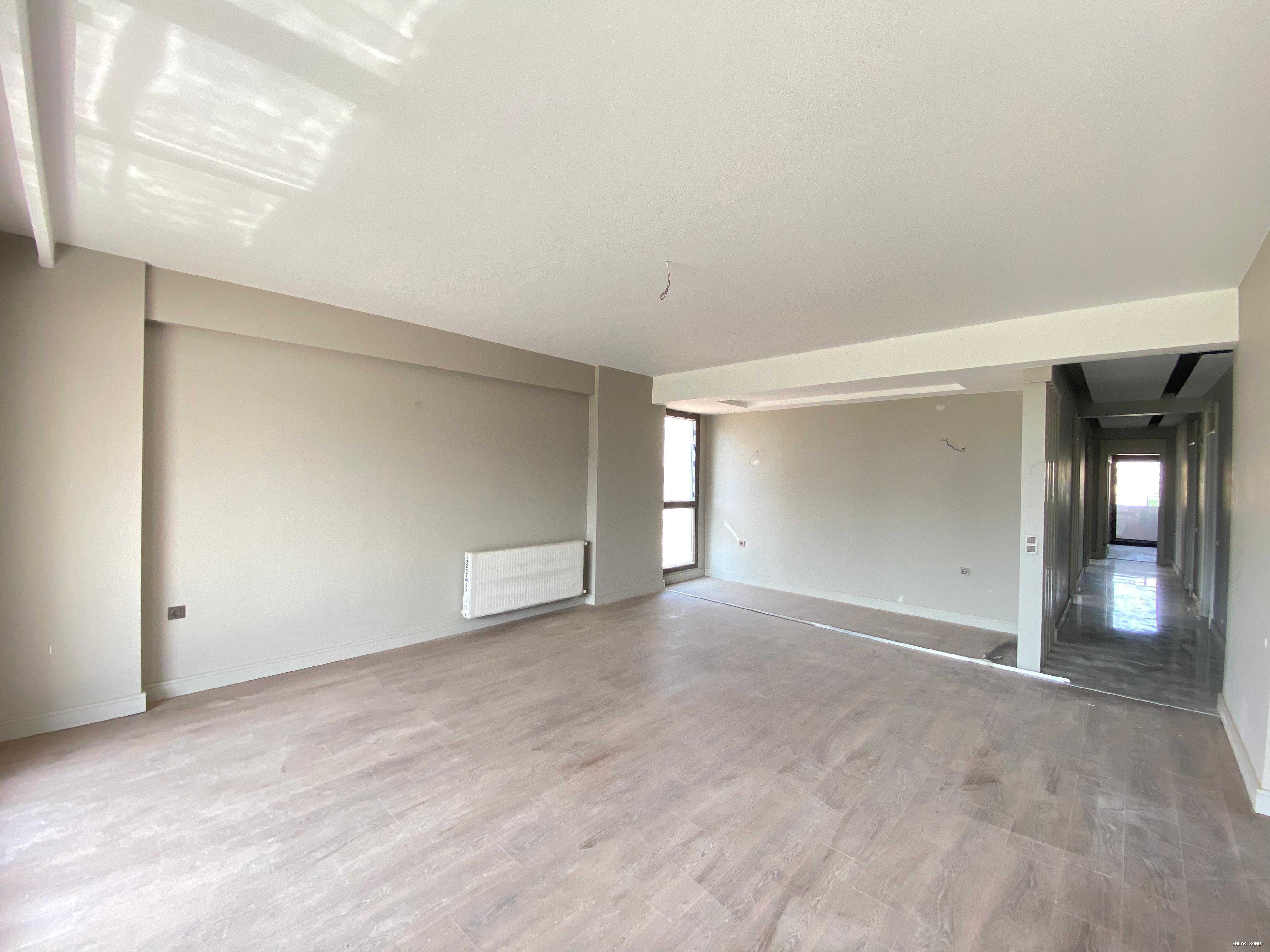 ÖZGÜVEN'DEN GENİŞ OTURUMUYLA KENDİNE KENDİNE HAYRAN BIRAKAN 5+1